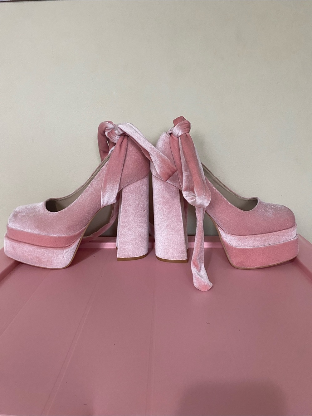 Velvet Pink Platform Block Heel Pumps with Ankle Tie